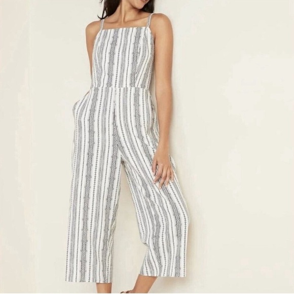 NWOT Old Navy Linen Jumpsuit Cropped White Black Size MP - Picture 1 of 7